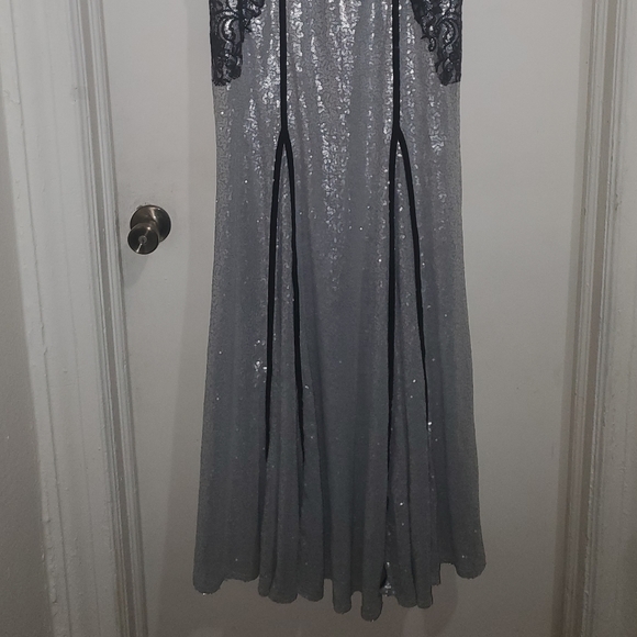 Tadashi Shoji Janus Lace Sequin Sleeveless Gown Si - Picture 10 of 13